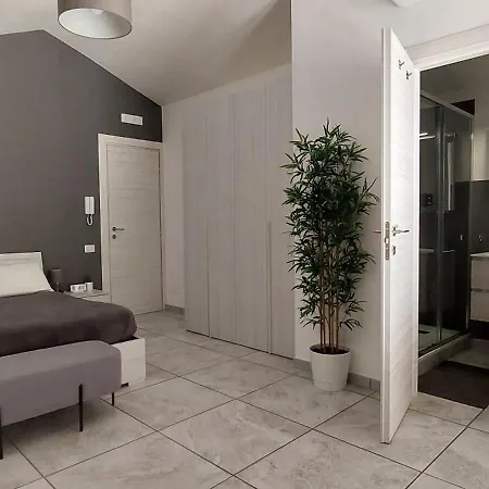 فندق مبيت وإفطار Domus San Pietro 3*