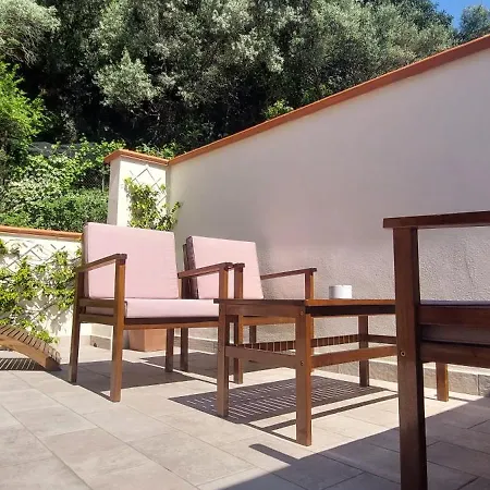 فندق مبيت وإفطار Domus San Pietro سيتارا