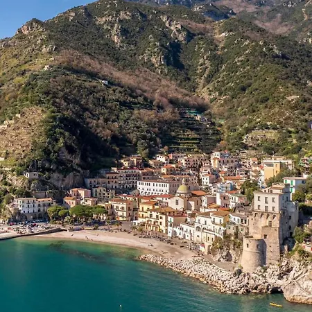 فندق مبيت وإفطار Domus San Pietro سيتارا