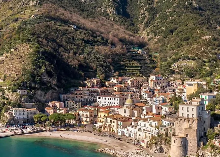 Oda ve Kahvaltı Domus San Pietro Cetara